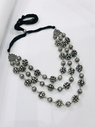 Trinity Glow Necklace
